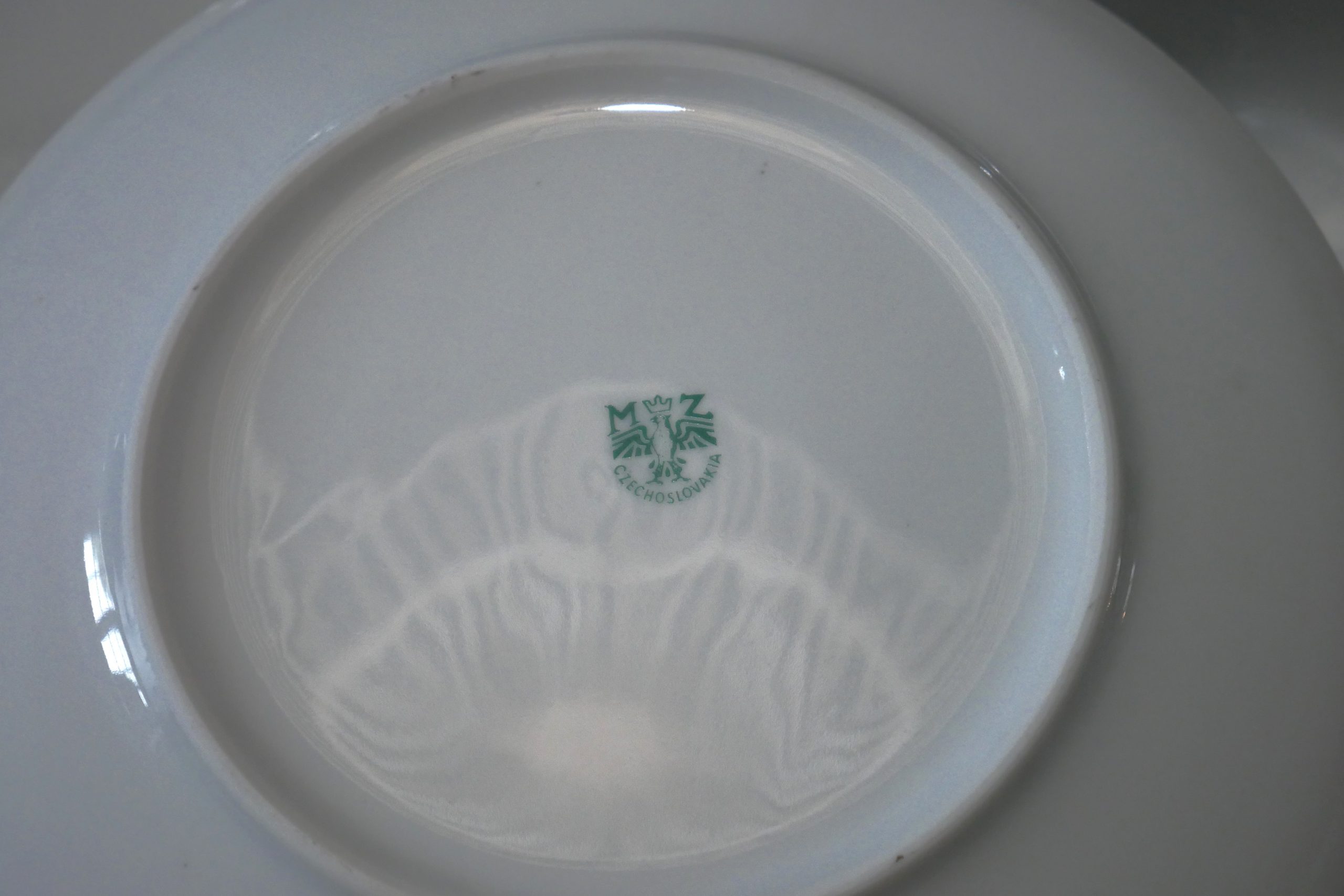 Service à dejeuner en porcelaine vintage