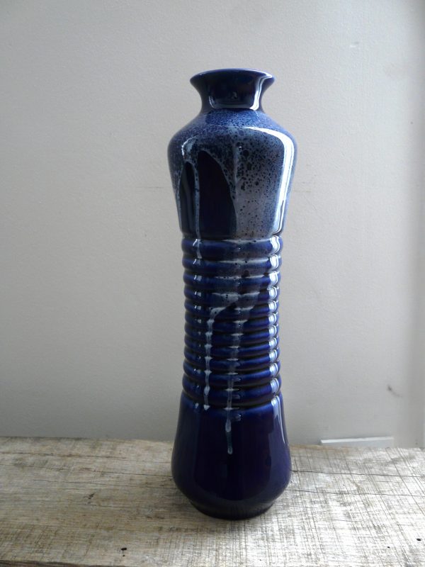 Vase bleu en céramique vintage