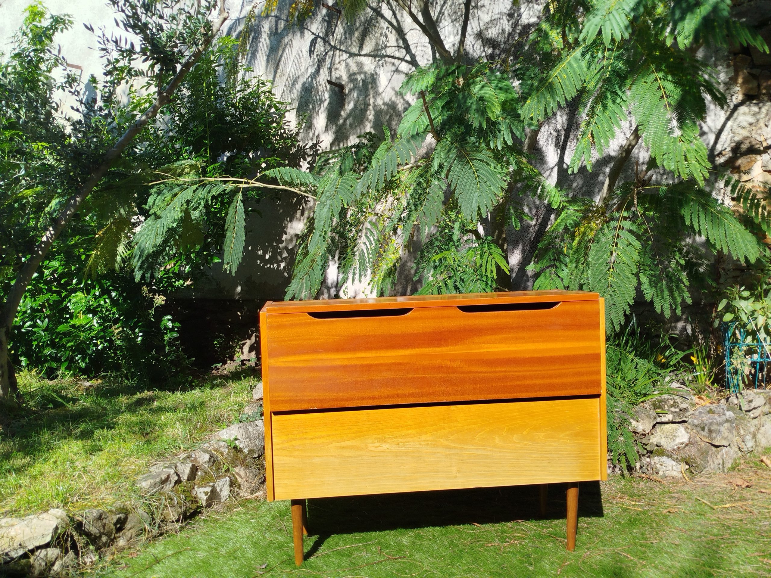 Meuble à linge vintage en bois