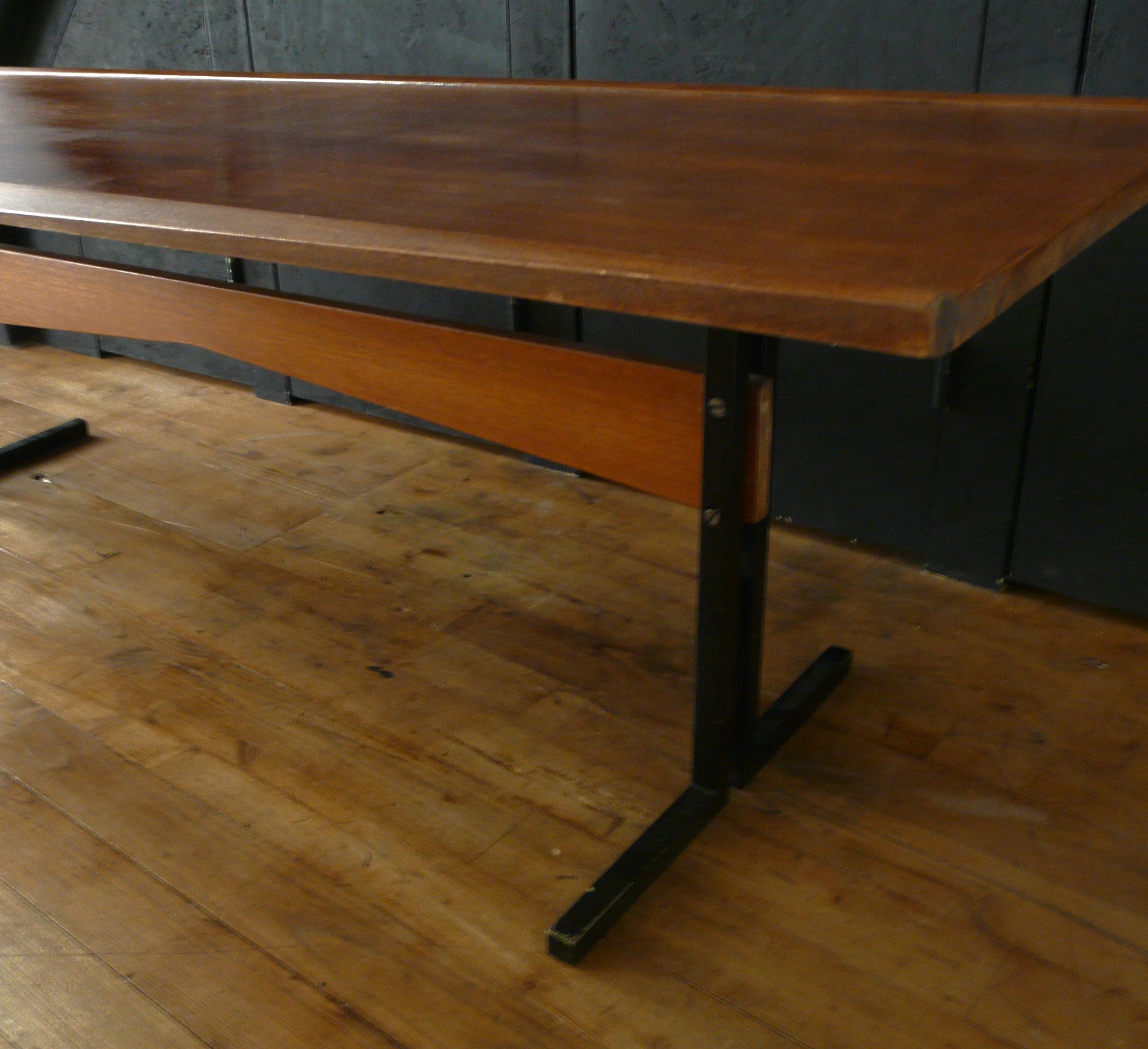 Grande table basse vintage en bois