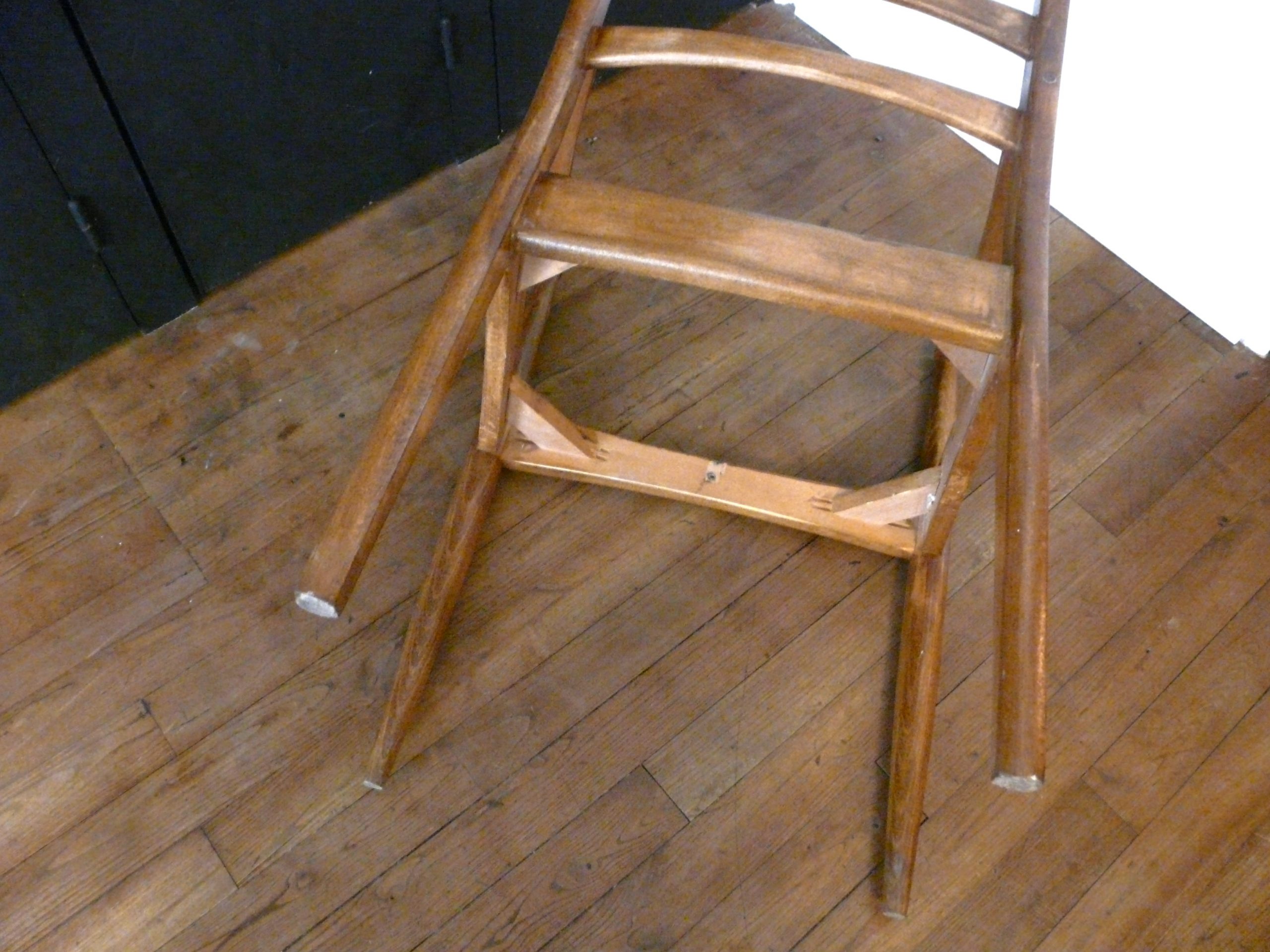 Fauteuil en bois vintage