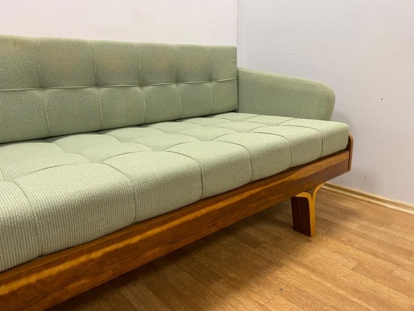 Canapé dépliable de Ludvik Volak-VENDU – Image 2