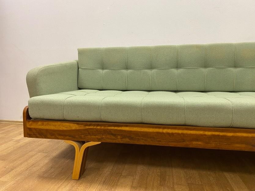 Canapé dépliable de Ludvik Volak-VENDU – Image 3