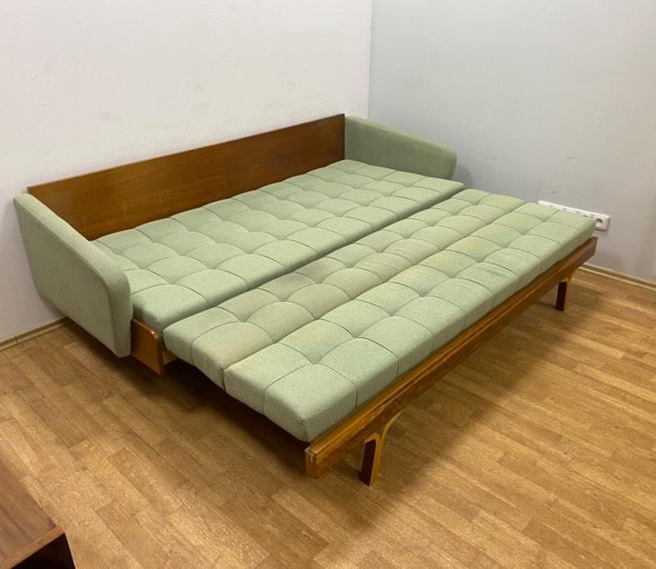 Canapé dépliable de Ludvik Volak-VENDU – Image 5