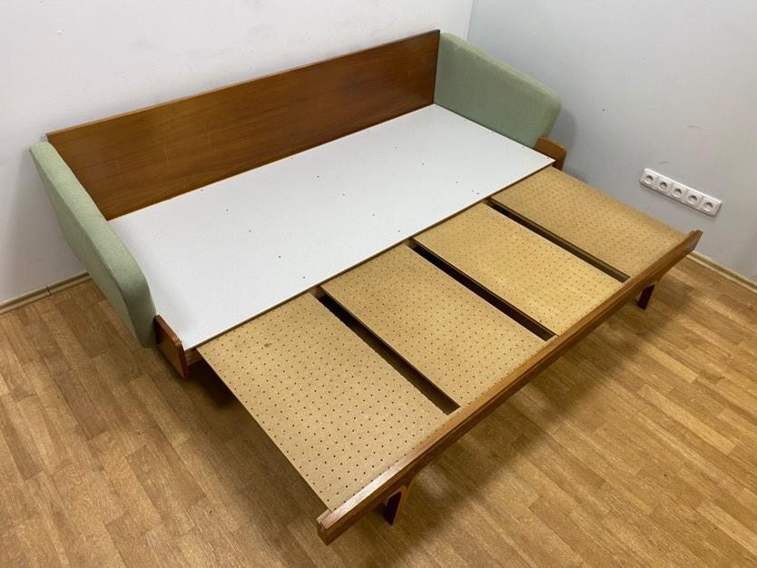 Canapé dépliable de Ludvik Volak-VENDU – Image 7