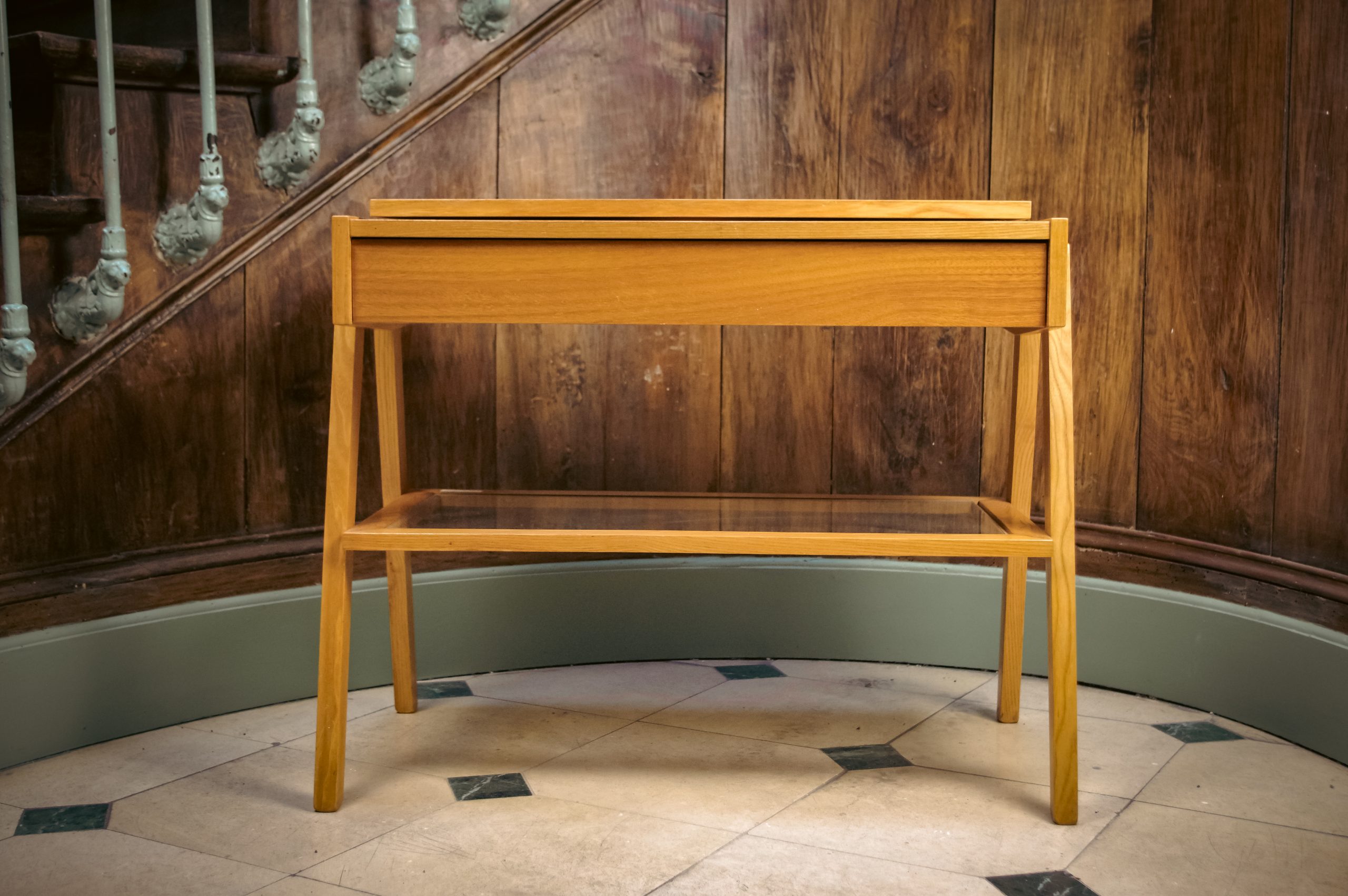 Table de TV vintage – Image 3