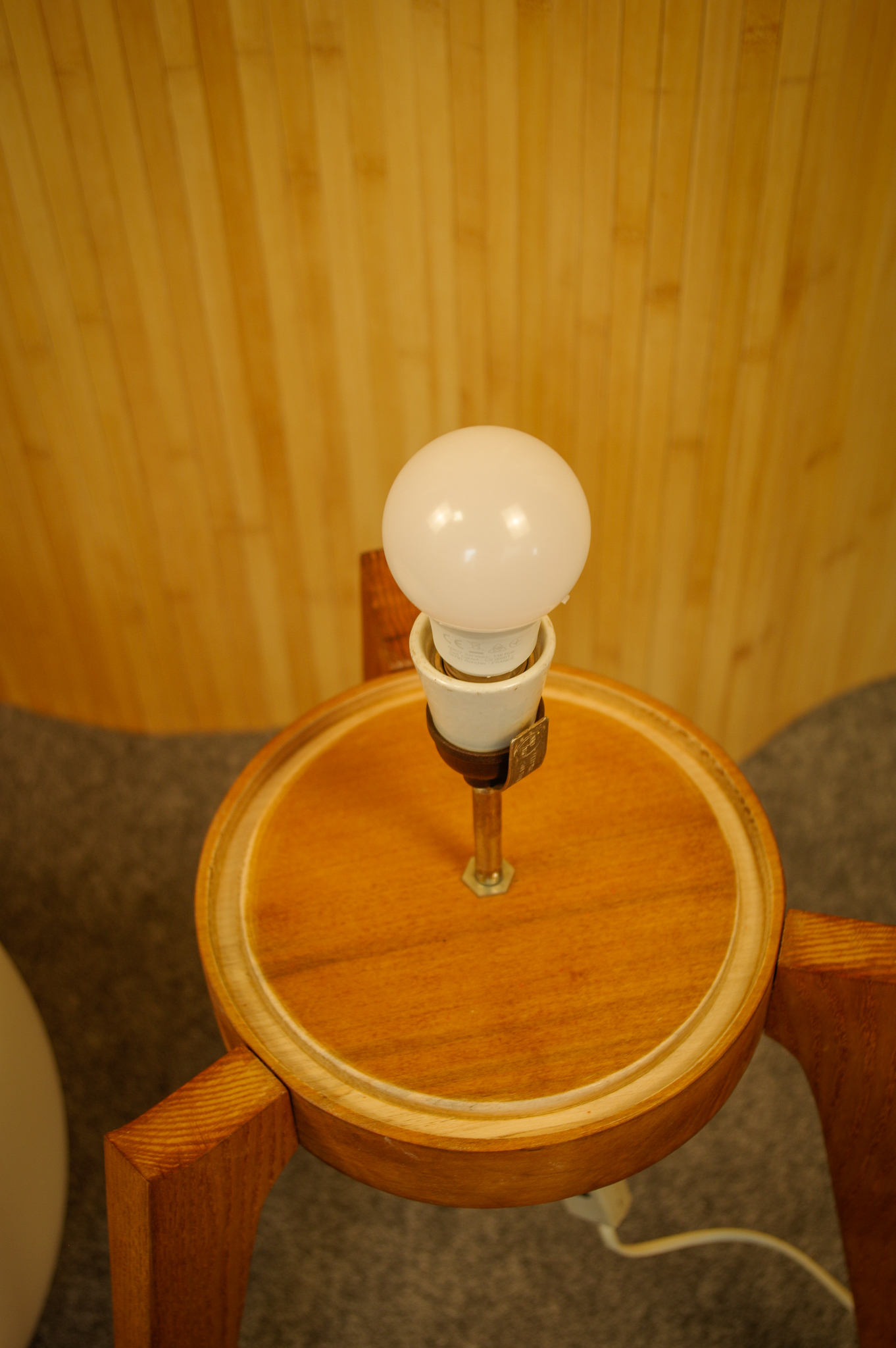 Grande lampe de sol Uluv – Image 6