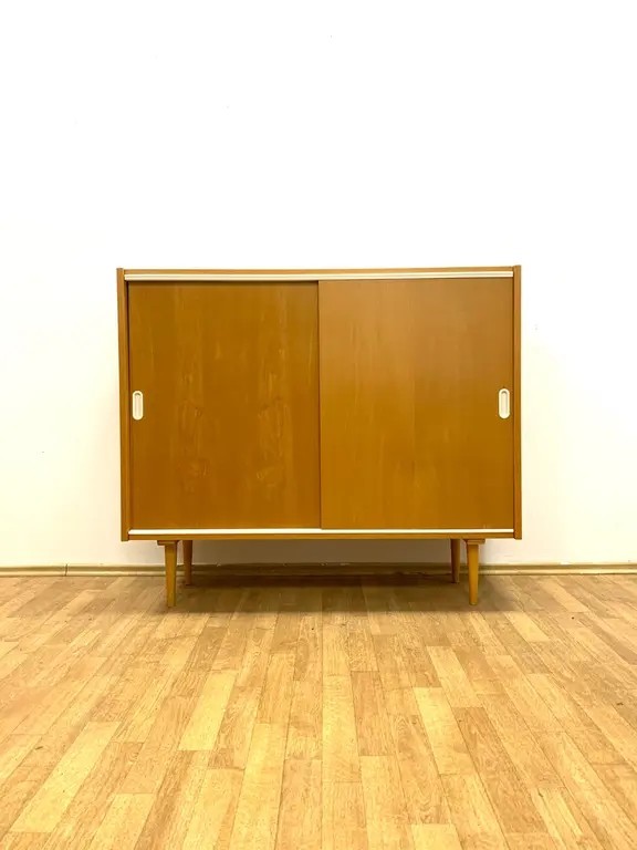 Meuble haut de Jiri Jiroutek