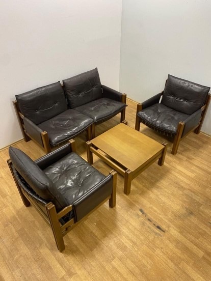 Salon vintage en cuir – Image 2