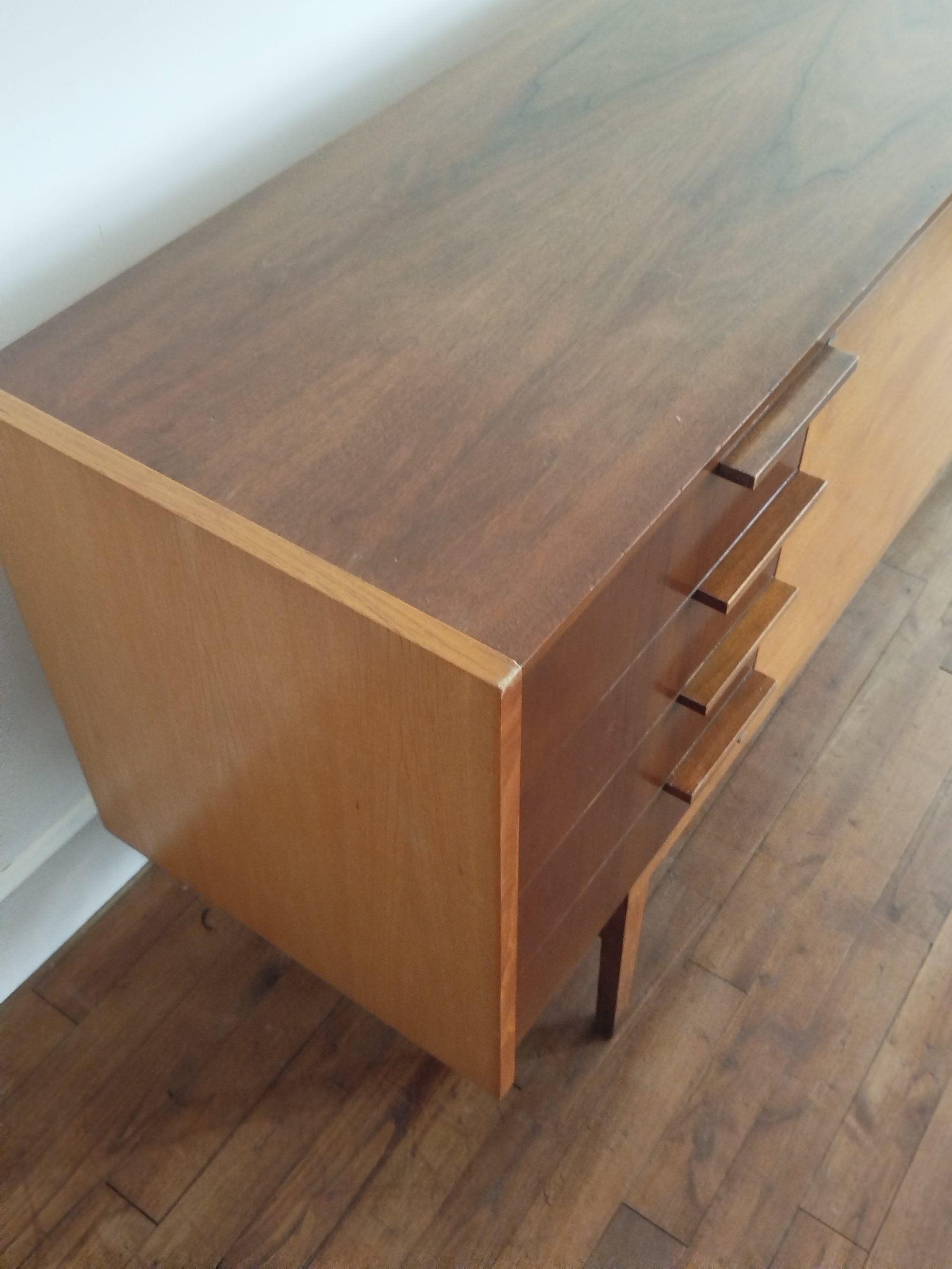 Enfilade vintage de Frantisek Mezulanik – Image 11