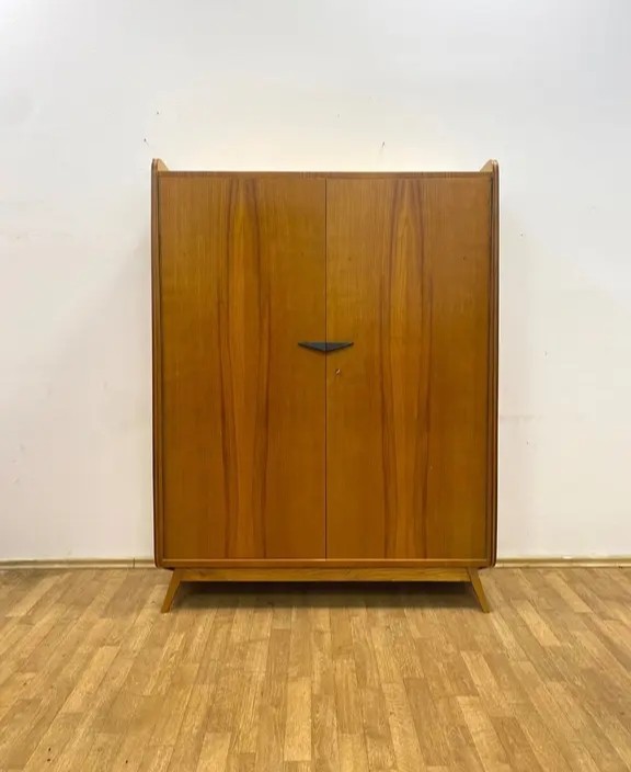 Armoire penderie vintage