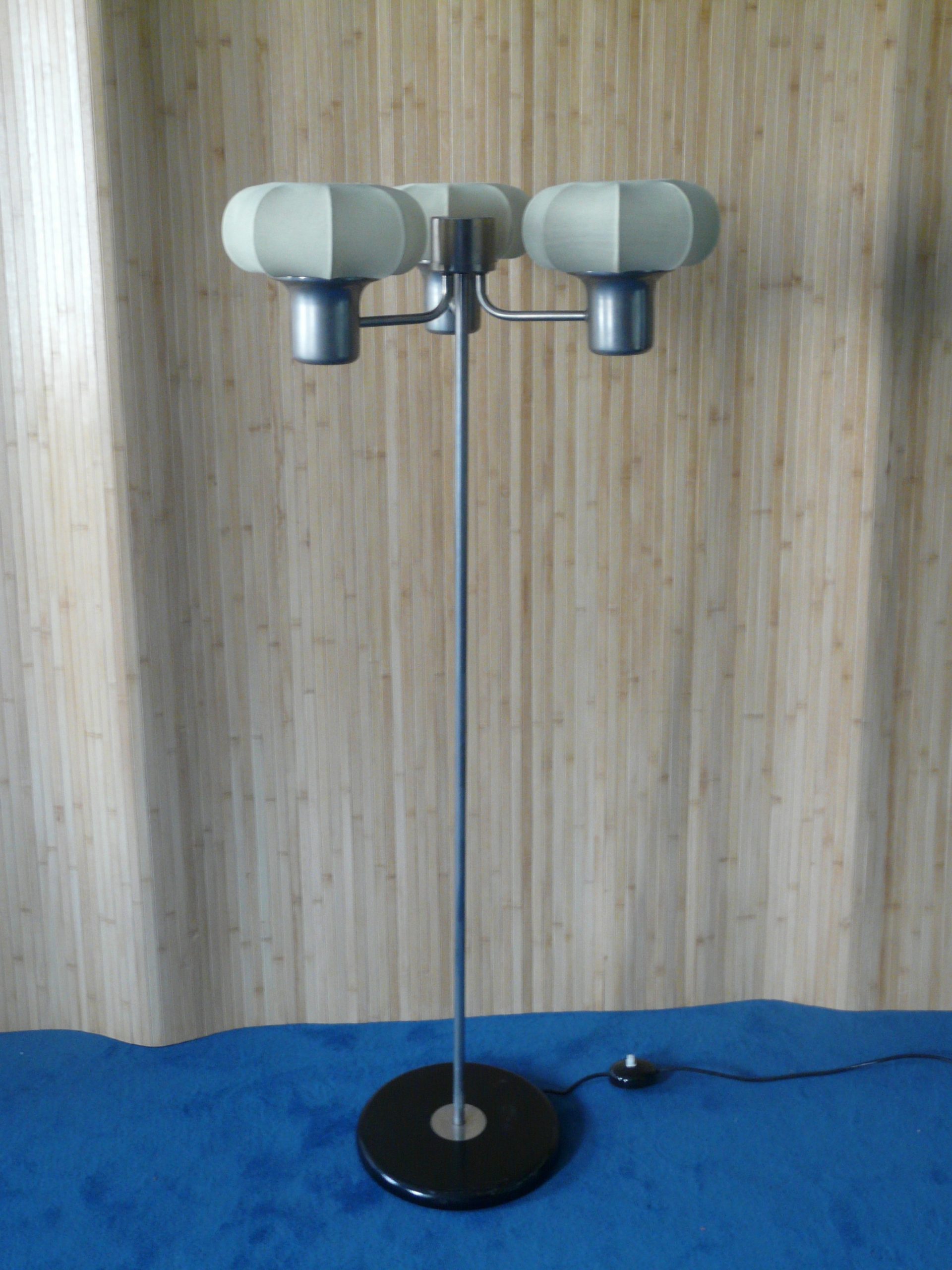 Lampadaire vintage à trois abat jour