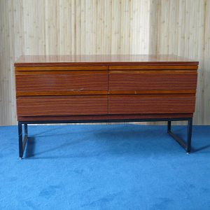 Meuble bas vintage Belmondo