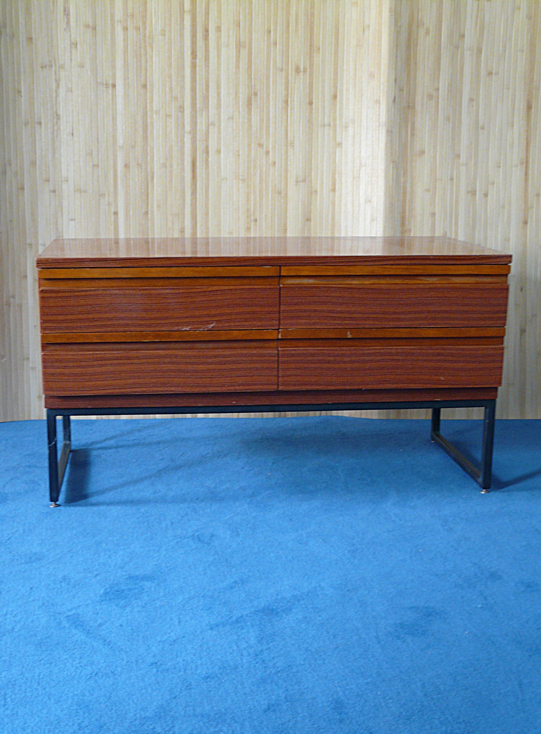 Meuble bas vintage Belmondo